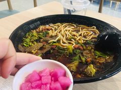 香辣牛肉米线-苗乡米线(建军路店)