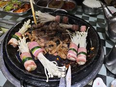 -韩红石板肉(范西路店)