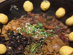 -万里闯关东铁锅炖菜馆(高新旗舰店)