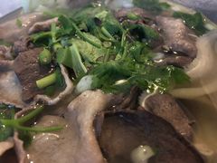 -大众跷脚牛肉馆·非遗传承单位(峨眉山店)