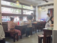 -长人馄饨铺(解放街店)