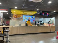 -麦当劳(轻轨曹杨路店)