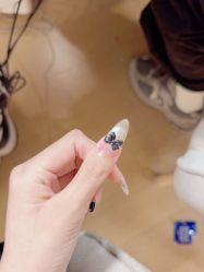 -UGIRL有个美甲