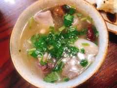 牛尾鲜菌汤-本味焖罐源(天泽街店)