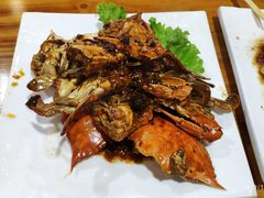 -老东镇啤酒屋海鲜加工·蒸汽海鲜·海鲜烧烤(台东店)