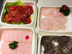 -海底捞火锅鲜切牛肉主题店(长寿路店)