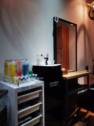 -Mentor Hair Salon