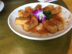 鲍汁客家豆腐-正宗鸡饭粤香酒家(朱村店)