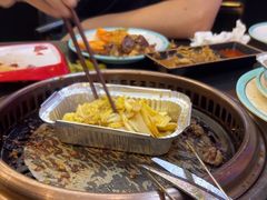 -火影不二碳烤牛肋条自助烤肉店榴莲鳗鱼生蚝(红山店)