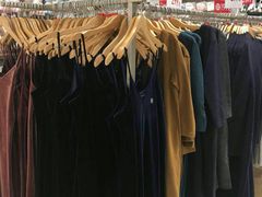 -优衣库(石家庄裕华万达广场店)