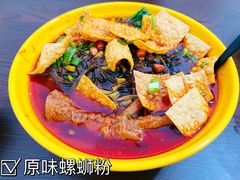 -龍城柳州螺蛳粉(群星路店)