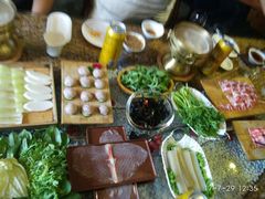 -慢丽江·云南野生菌土鸡锅(西山店)