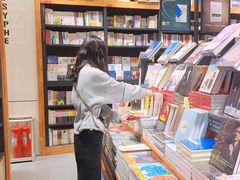 -84那年咖啡馆(李沧万达店)