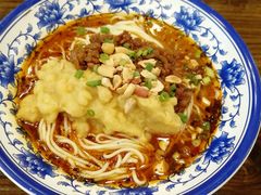 -碗里捞川渝特色面(沙河玖耀里店)
