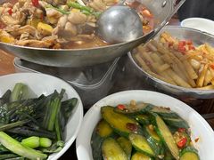 -昱龙大盆牛蛙馆(三兴街总店)