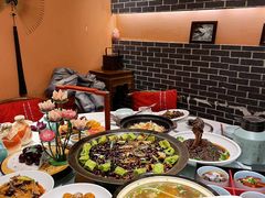 -江城小馆陕南妈妈菜·全球旅行餐厅(钟楼店)