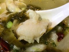 -周鱼小馆石锅酸菜鱼(活力汇店)