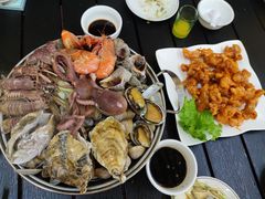 -鑫渔港海鲜本地菜·山海关浑锅(东戴河店)