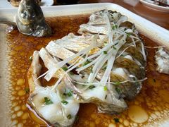 清蒸武昌鱼-莲餐厅·湖北菜·潜江小龙虾店(愚园路店)
