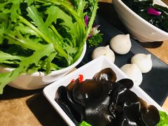 -七欣天香辣蟹火锅(上海银亿滨江店)