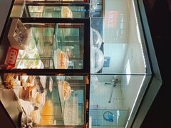 面包甜点陈列柜-北大荒人(即墨店)