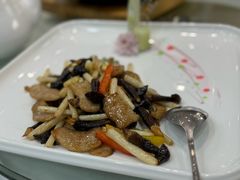 枞茸花生芽猪臀肉-华南师范大学石牌校区陶园