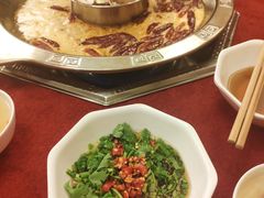 -山城年华老火锅(玉林店)