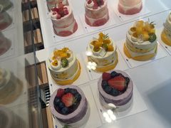 -山与蓝·轻糖鲜果蛋糕(勒泰店)