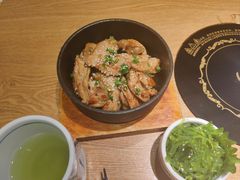 黑胡椒铁锅焗鸡肉香菇-沼津港精致料理·寿喜烧·烧鸟(青浦宝龙广场日料榜单店)