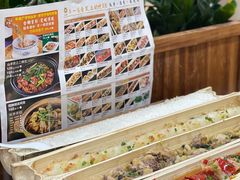 -胡须哥网红竹筒菜
