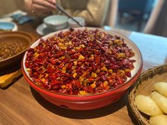 -有红鸡毛店·川菜(建设路店)