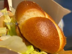 麦麦夜小堡-麦当劳(春风店)