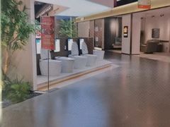 -百安居装修建材卖场(南山店)
