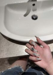 -瞧·享轻奢美甲美睫
