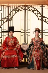 -雪中彩影婚纱摄影·微光艺术中心