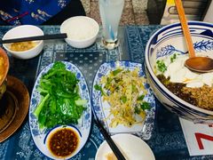 -蜗牛小馆醉乡民谣云南菜(惠新西里店)