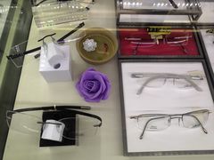 -精益眼镜(建三店)
