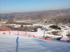 -富龙滑雪场