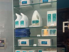 -福奈特洗衣洗鞋(博山路旭辉店)