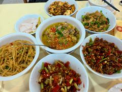 -笨罗卜浏阳菜馆(太平街店)