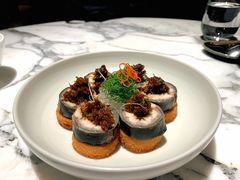 秋茄配鲟鱼籽酱-湖滨28中餐厅·西湖宴·杭州君悦酒店