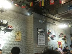 -巴四老城区炭火蛙锅(张江店)