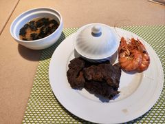 -亮马河饭店翠雅咖啡厅