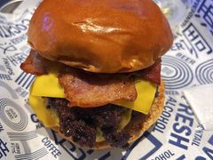 -TRIPS BURGER(大钟寺店)