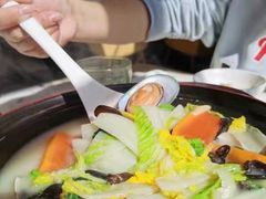 -港丽餐厅(高德置地店)