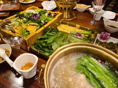 -慢丽江·云南野生菌土鸡锅(付家庄店)