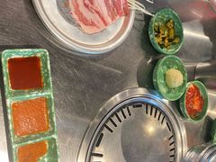 -欧巴炭烤肉오빠숯불구이(南京东路店)