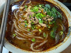 泡椒鸡杂酸辣粉-丁丁猫重庆小面(徐州路店)