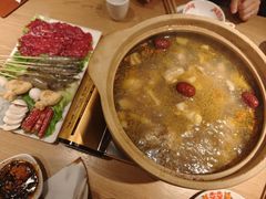 -邹开喜·炭炉鸡煲·海鲜火锅(虹口足球场店)