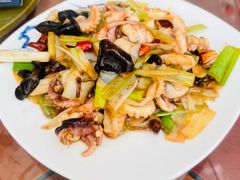 -老胶东家常菜馆(市场一路店)